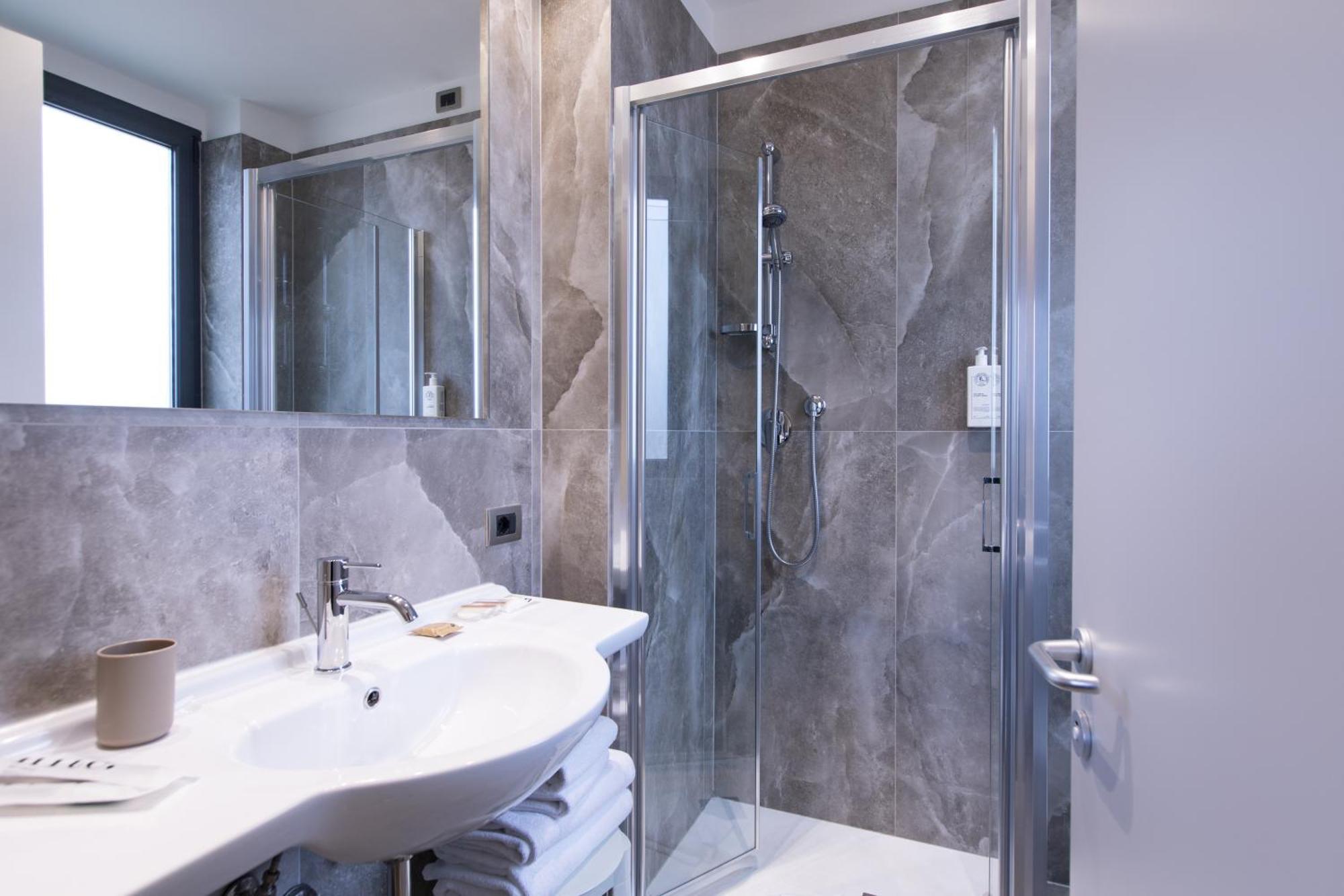 Garner Aurelia By Ihg