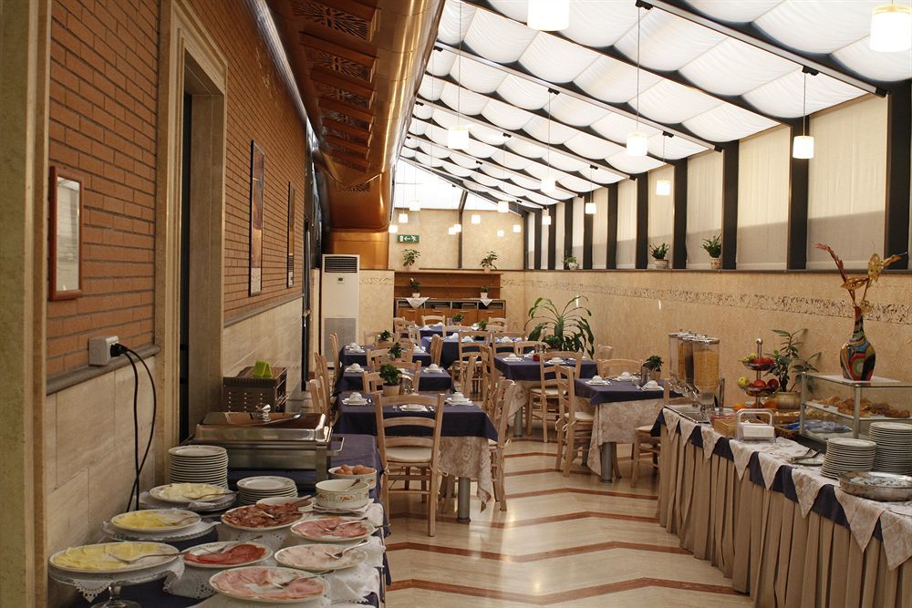 Hotel Garner Aurelia By Ihg 4*